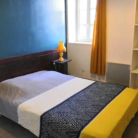 Studio B Apartment